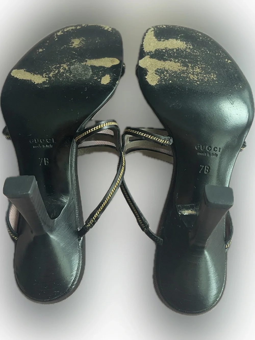Gucci Olive Green Strappy Heel Sandals with Gold Trim - Picture 4 of 5